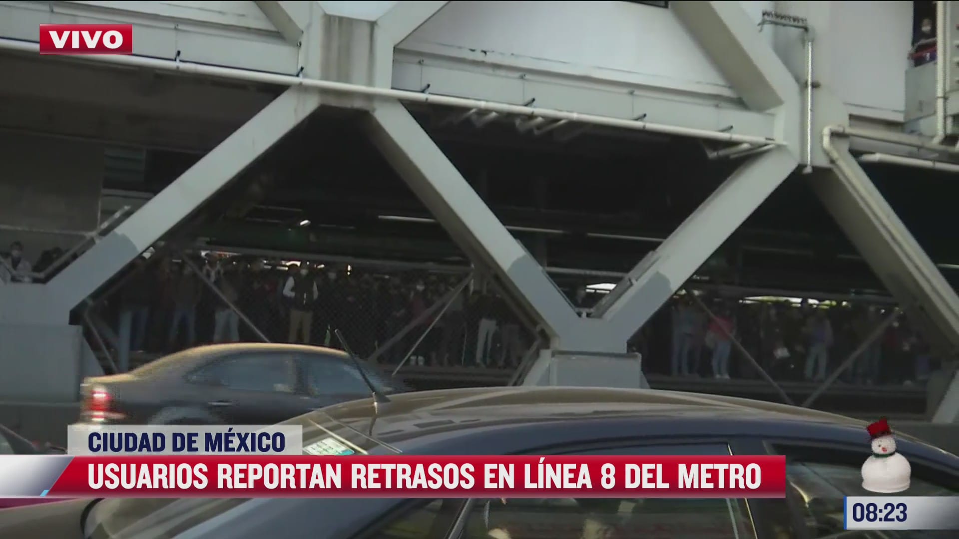 usuarios del metro cdmx reportan retrasos en l