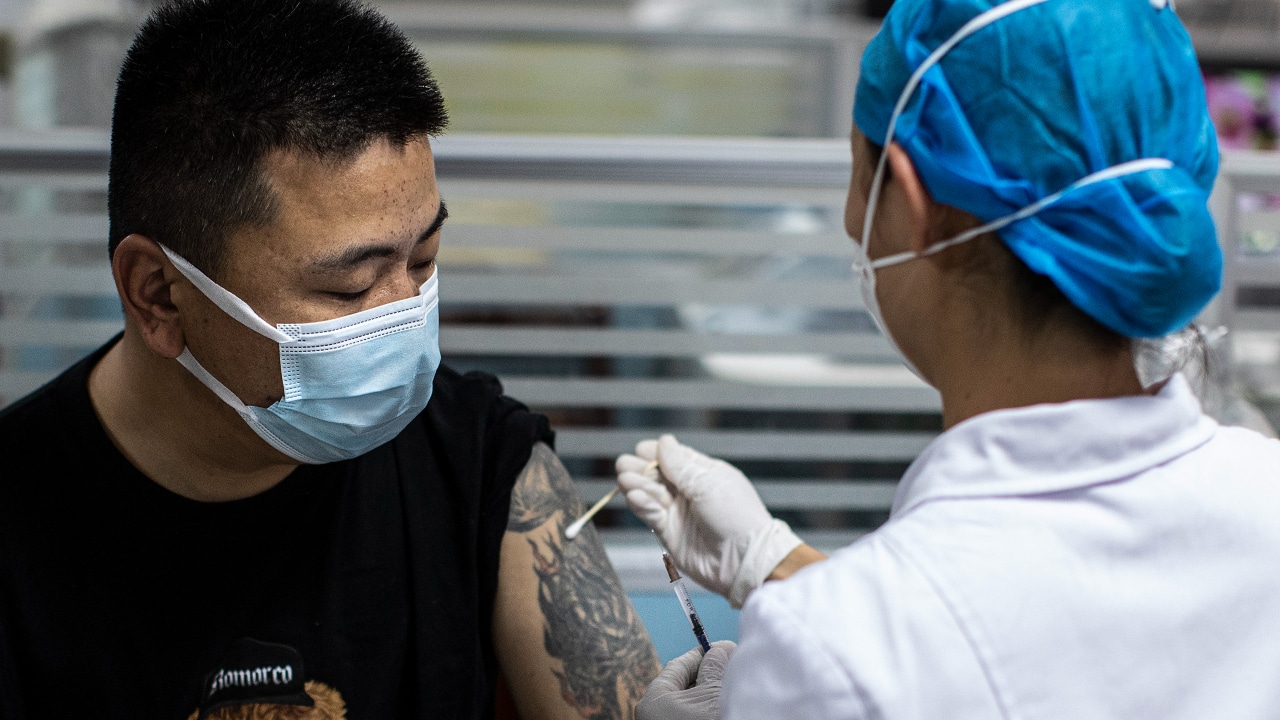 China vacuna a más del 80% de su población contra la covid