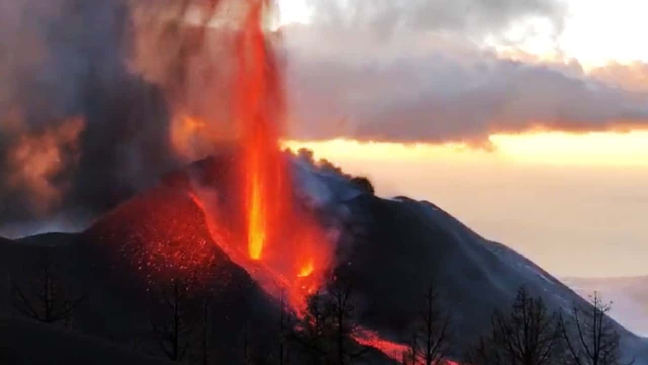 Volcán de La Palma: Lava del Cumbre Vieja destruye otras 60 edificaciones en las últimas hora