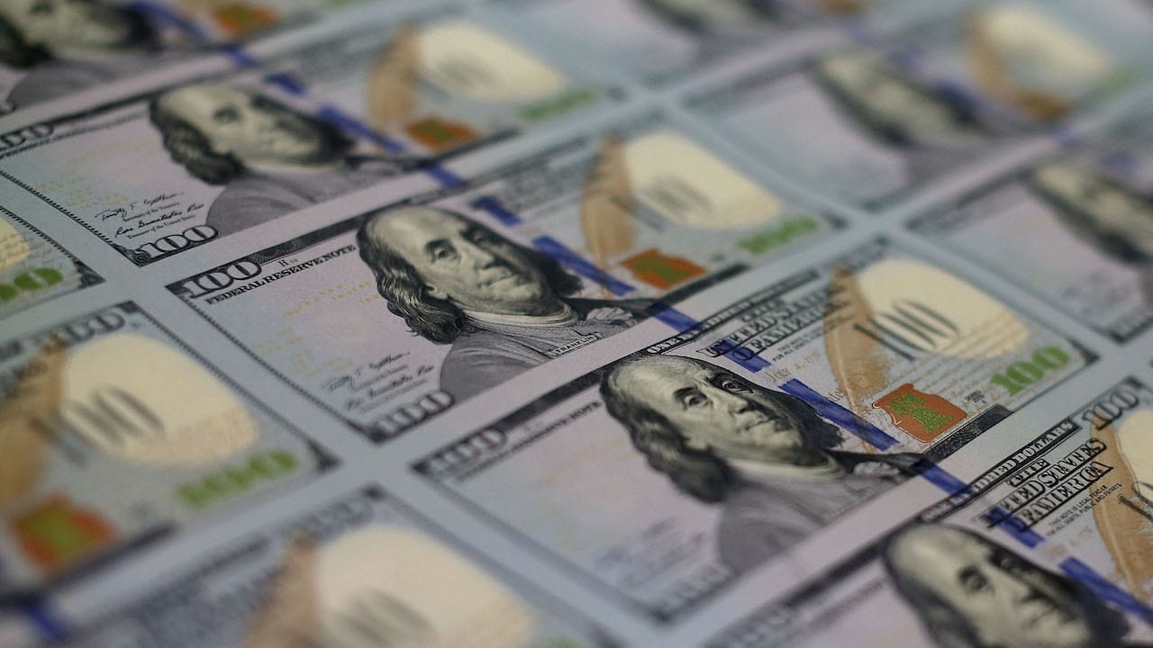 Billetes de 100 dólares estadounidenses (Getty Images)