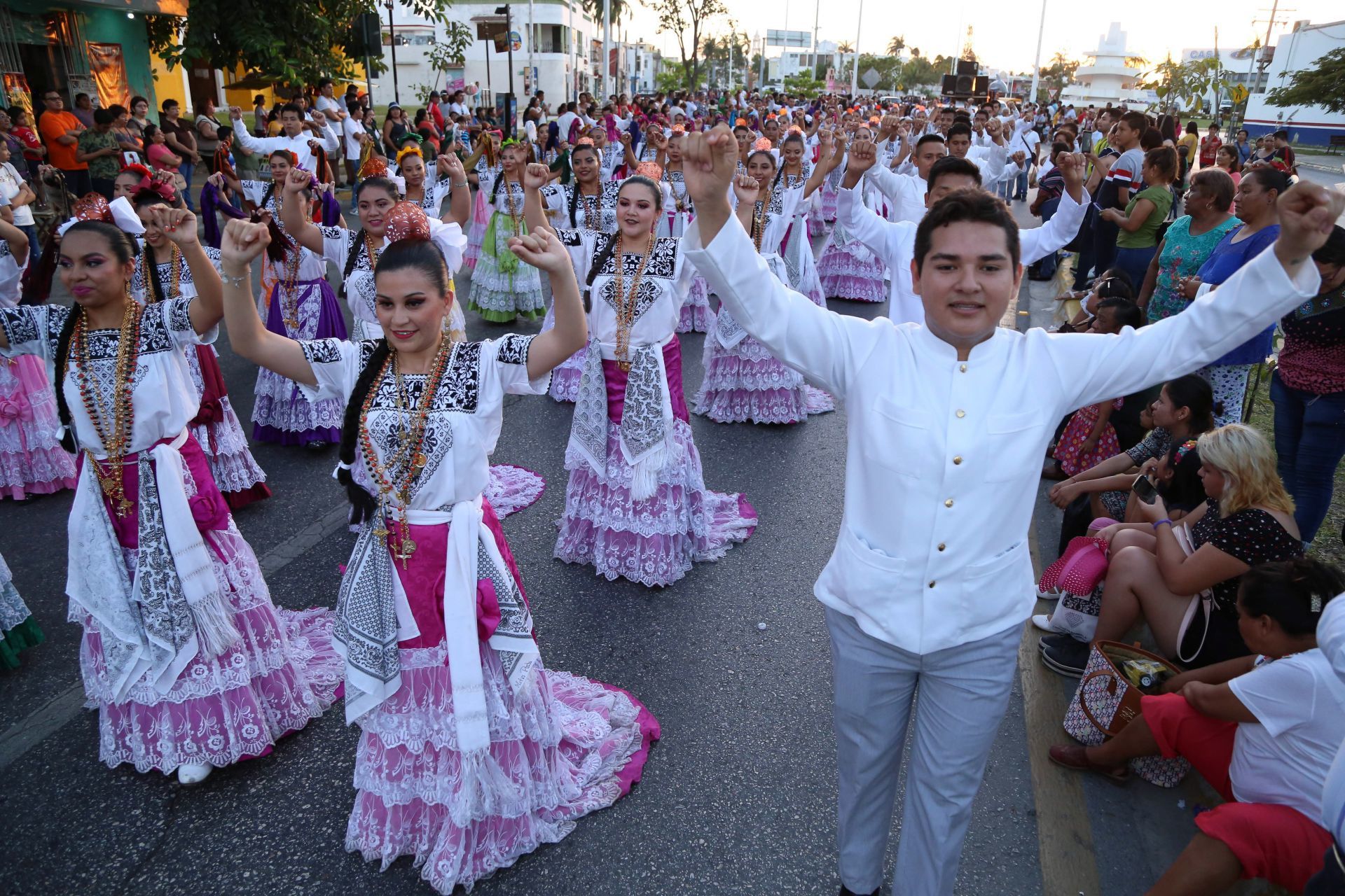Cancelan carnaval de Campeche por aumento de casos covid-19