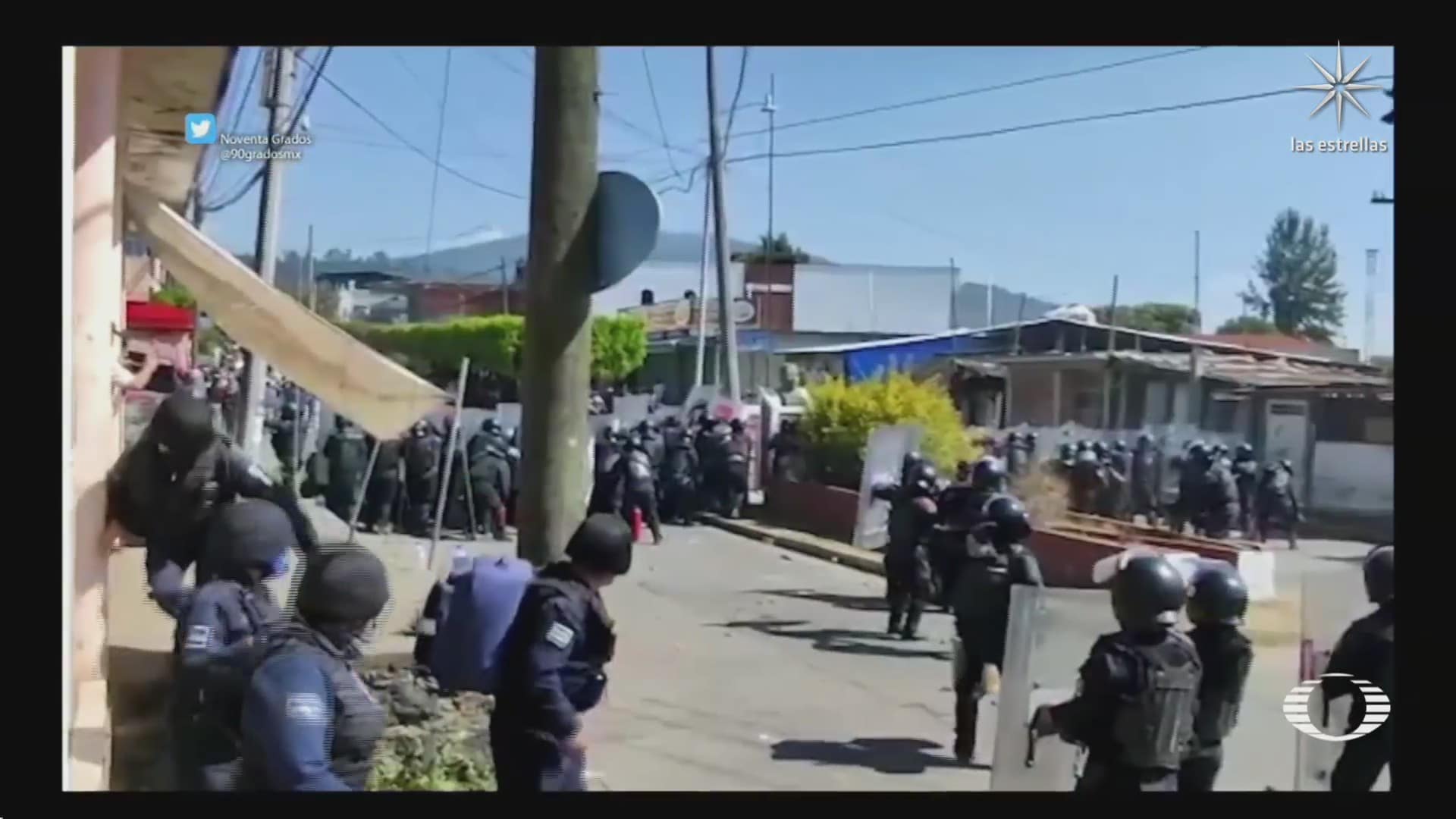 cnte choca con la policia de michoacan y la guardia nacional en caltzontzin