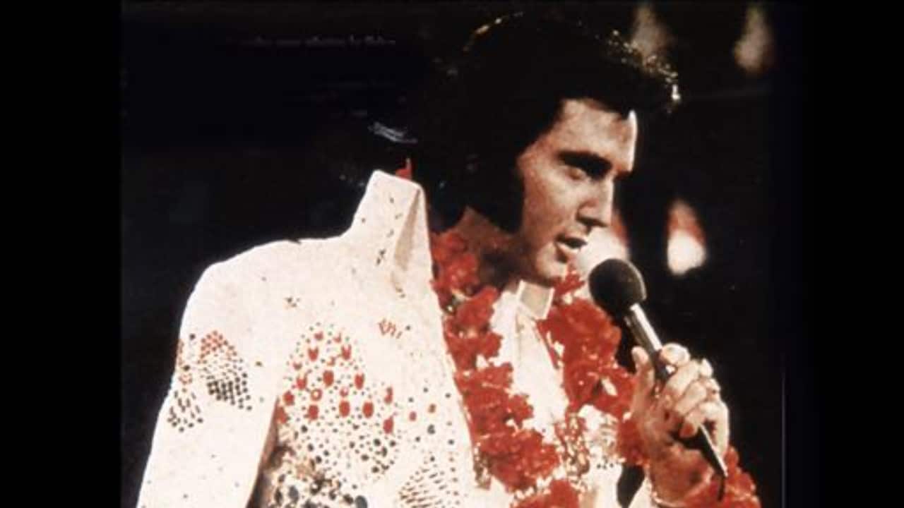 Elvis Presley y su historia de vida, canciones y edad de su muerte
