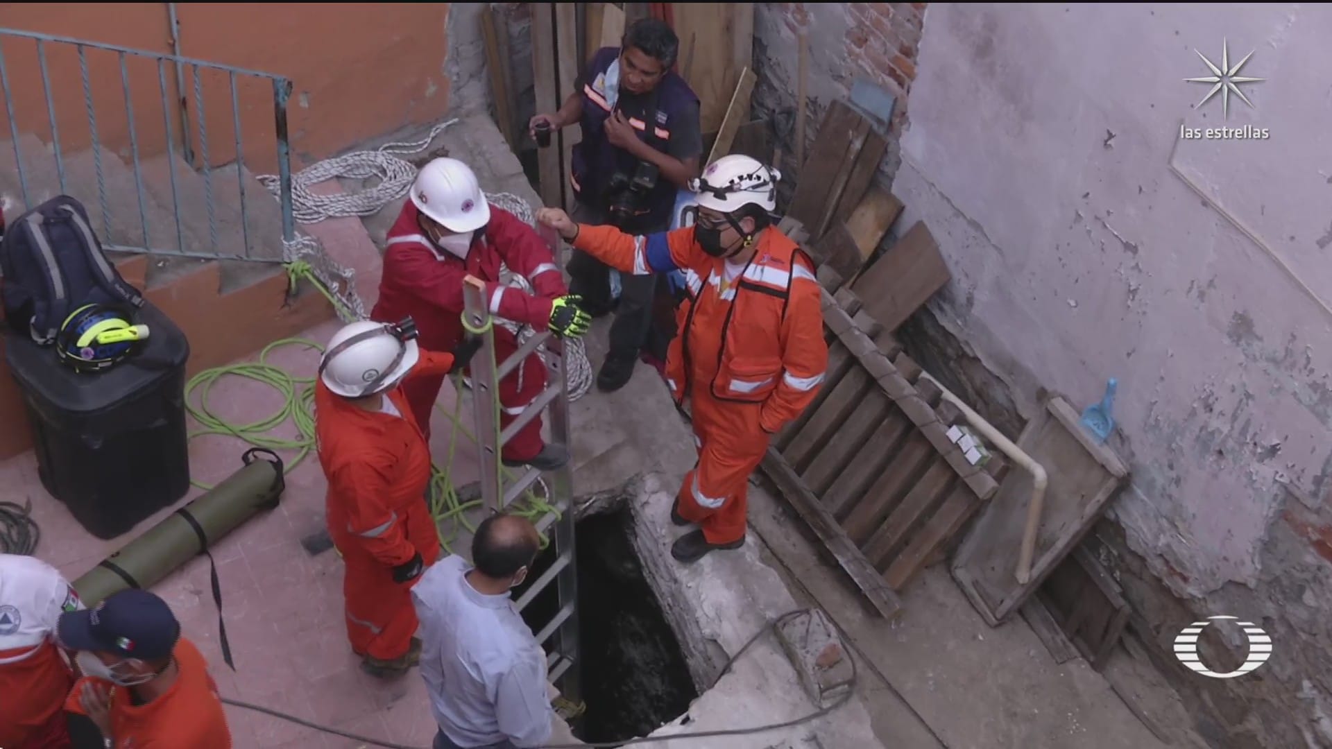 familia de la alcaldia alvaro obregon descubre una mina bajo su casa