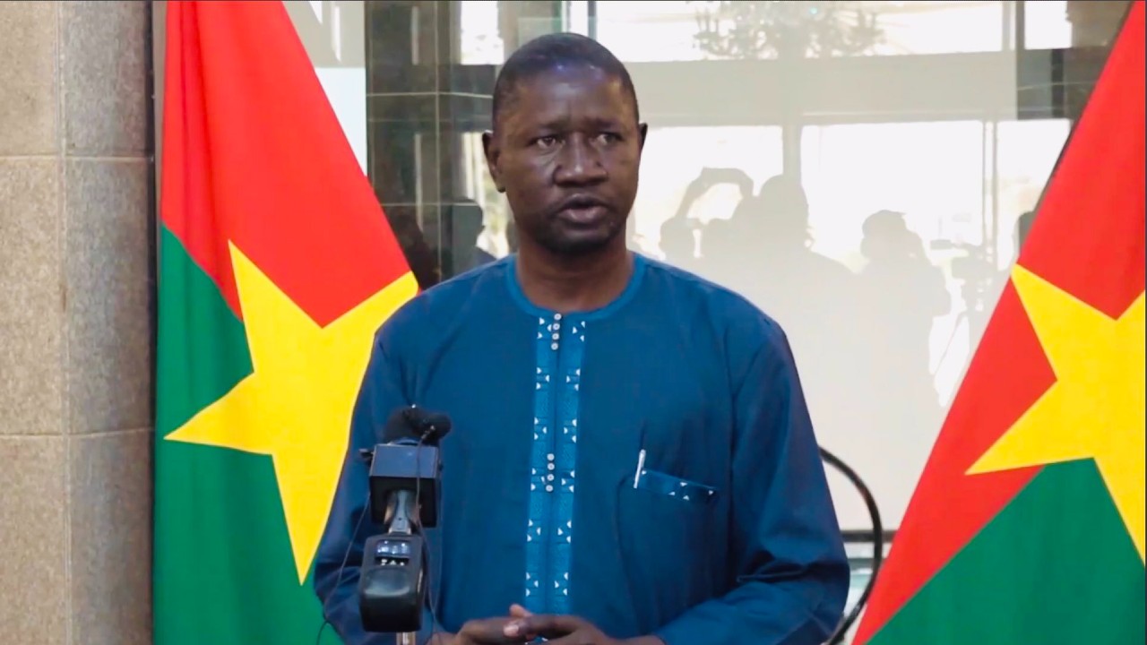 Gobierno de Burkina Faso niega que el ejército haya tomado el poder.
