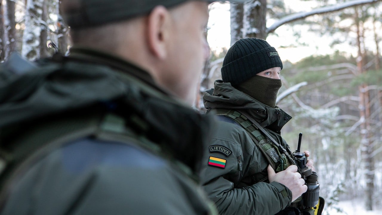 Patrullajes en la frontera entre Lituania y Bielorrusia mientras aumentan las tensiones (Getty Images)