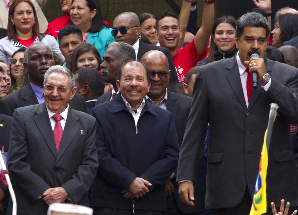 Nicolás Maduro, Daniel Ortega, Raúl Castro, dictadores, Cuba, Venezuela, Nicaragua