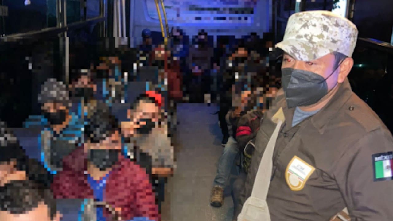 Más de 100 migrantes viajaban irregularmente por Puerto Escondido, Oaxaca (Twitter: @INAMI_mx)