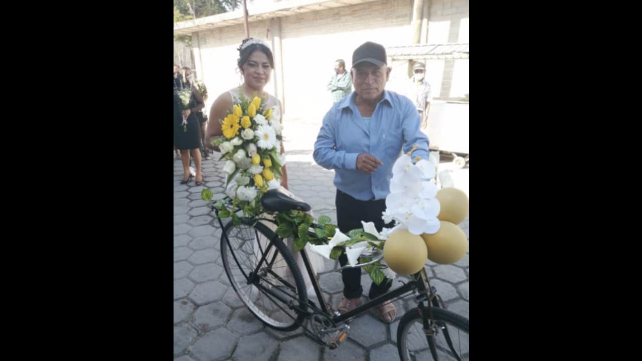 Padre hija bicicleta boda
