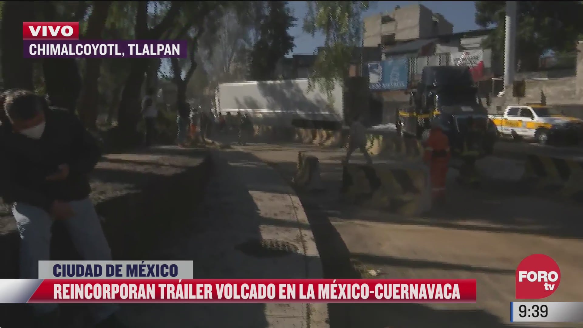 reincorporan trailer volcado en la mexico cuernavaca