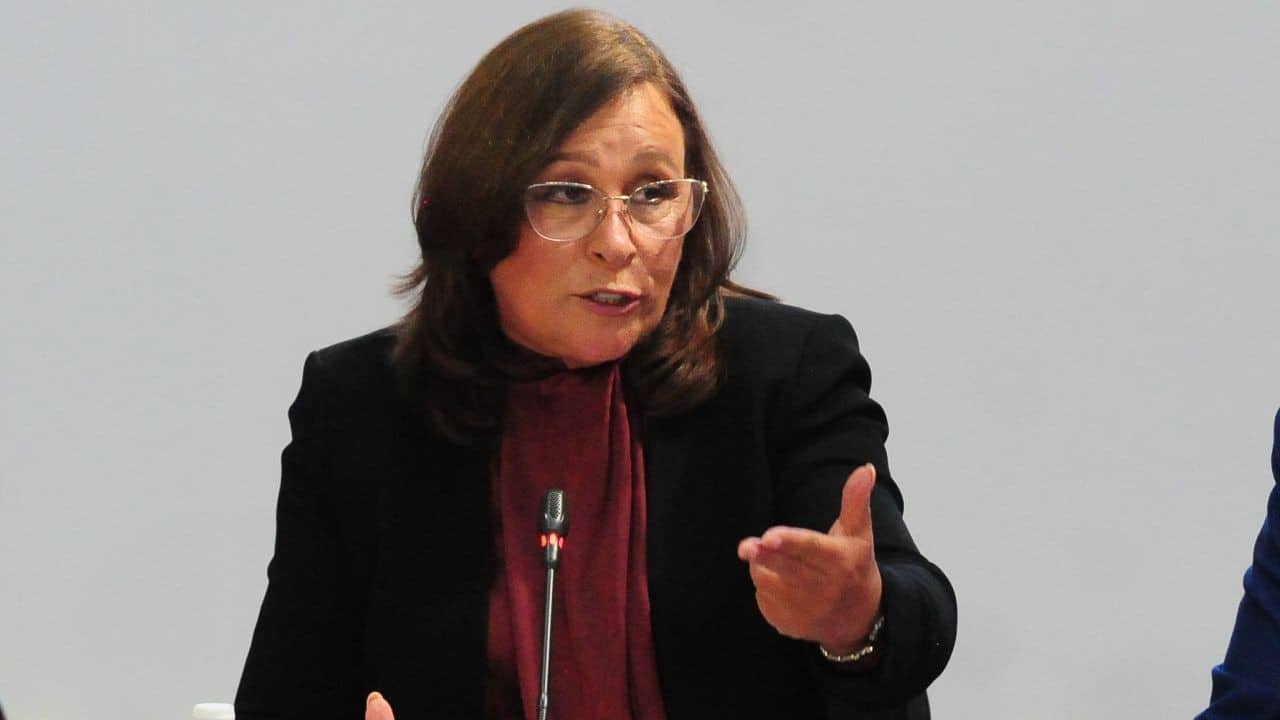 Rocío Nahle asegura que reforma eléctrica de AMLO no busca expropiar.