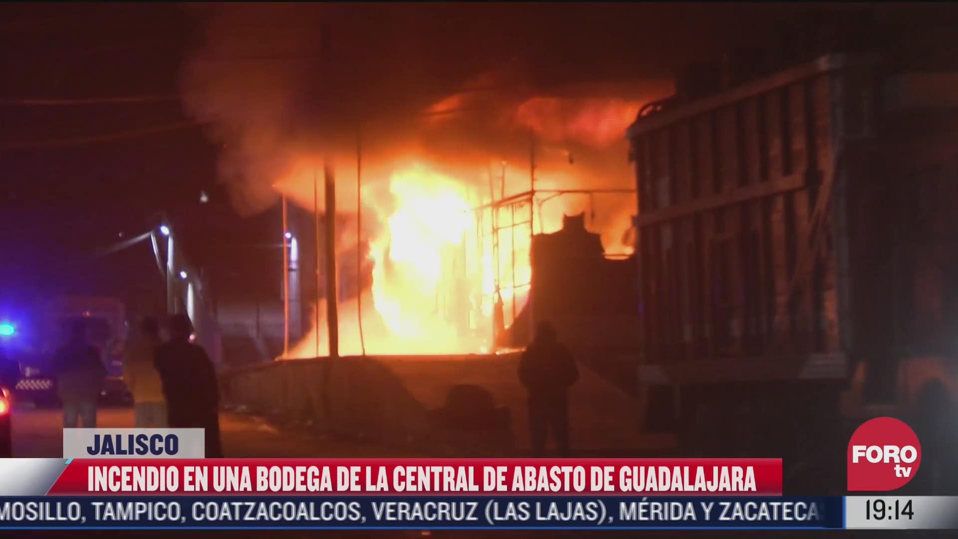 sofocan incendio en bodega de mercado en guadalajara jalisco