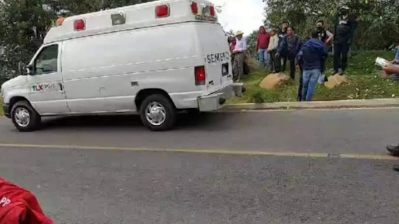 Autoridades atienden accidente en Tlaxcala (FOROtv)