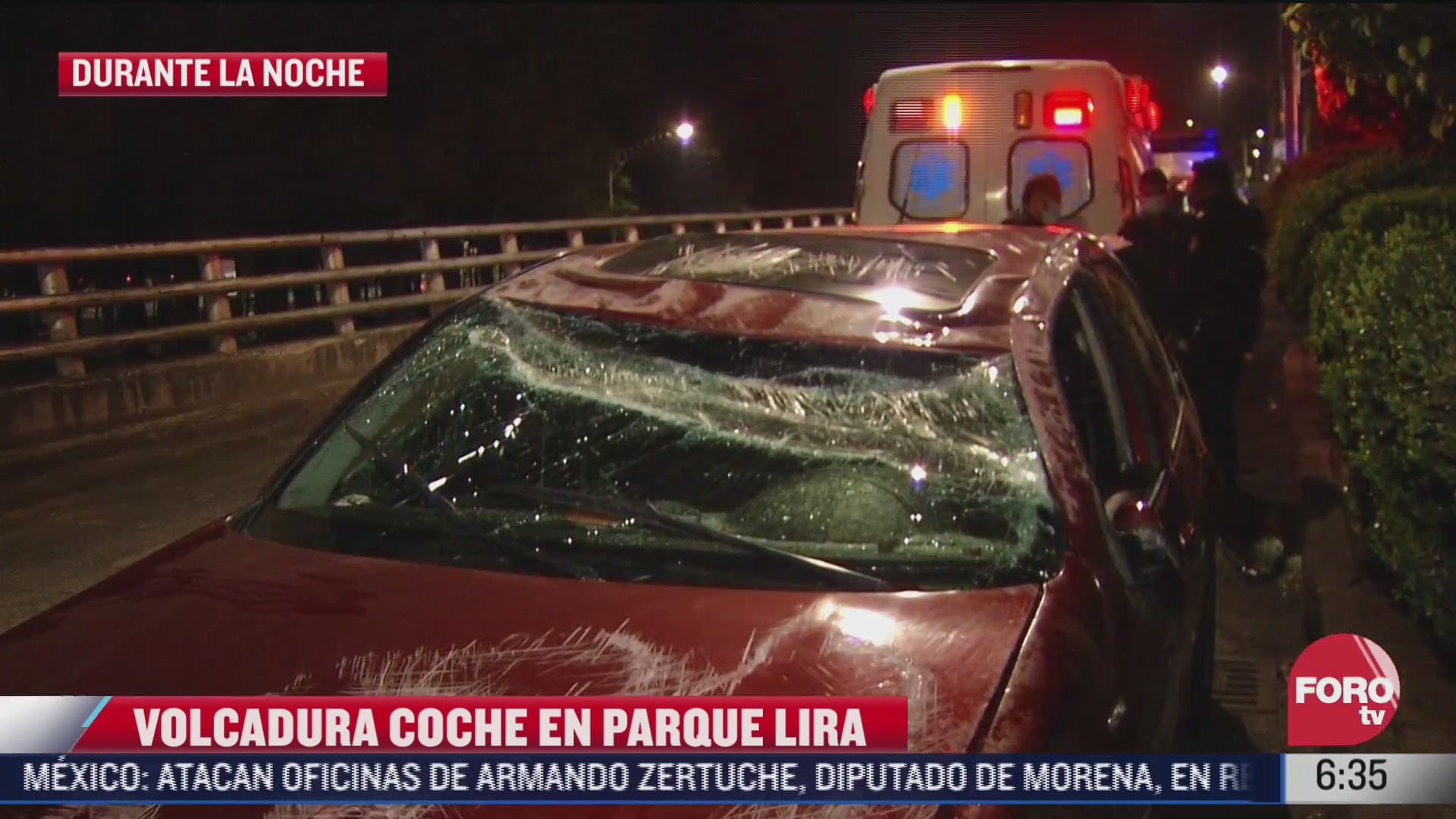 vuelca vehiculo en la colonia tacubaya en cdmx el conductor resulto herido