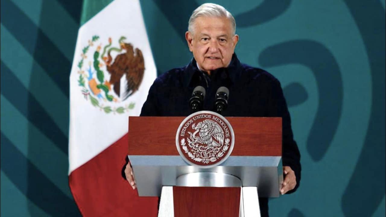 Andrés Manuel López Obrador durante la conferencia de prensa en Hermosillo, Sonora