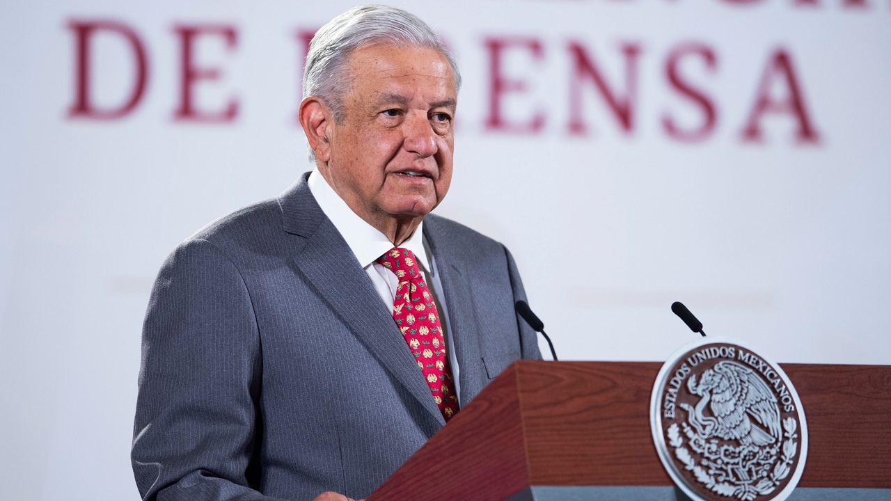 Andrés Manuel López Obrador, presidente de México, habló de la apreciación del peso mexicano en su conferencia mañanera en Palacio Nacional. Fuente: EFE
