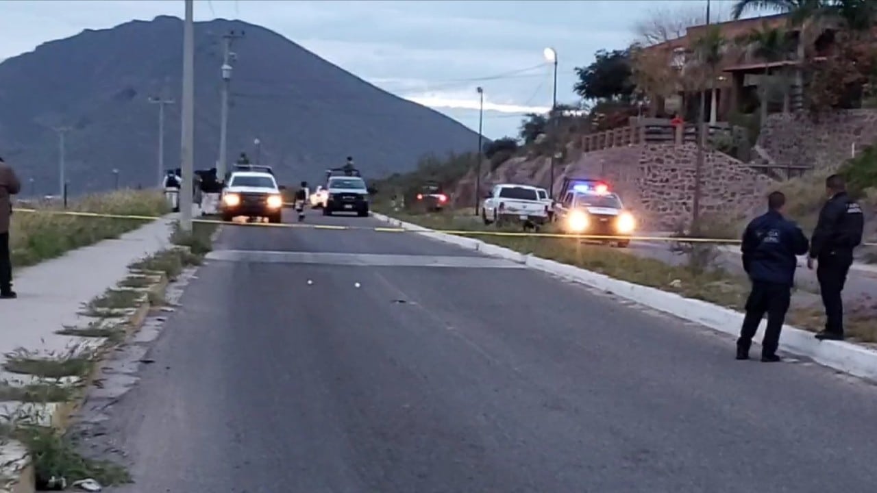 Asesinan a dos policías municipales de Guaymas, Sonora.