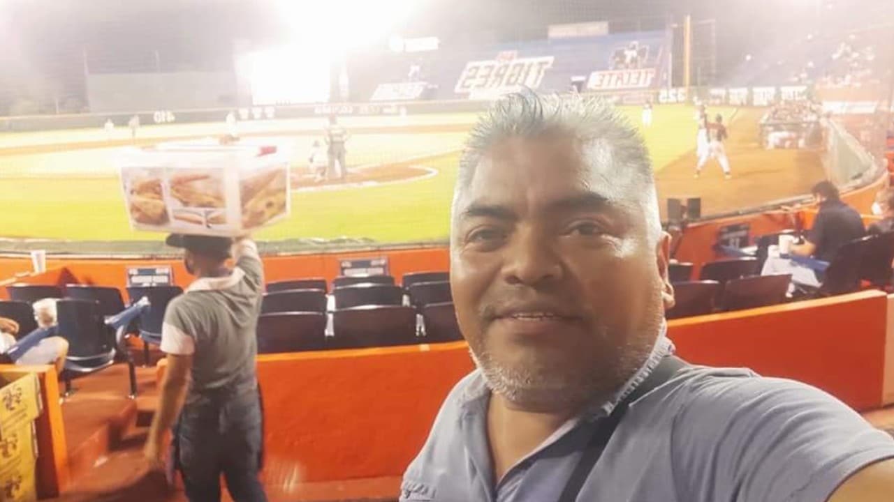 El periodista Nezahualcóyotl Cordero García, director del portal CG Noticias en Isla Mujeres, Quintana Roo, fue atacado la noche del martes (Twitter: @rca761)
