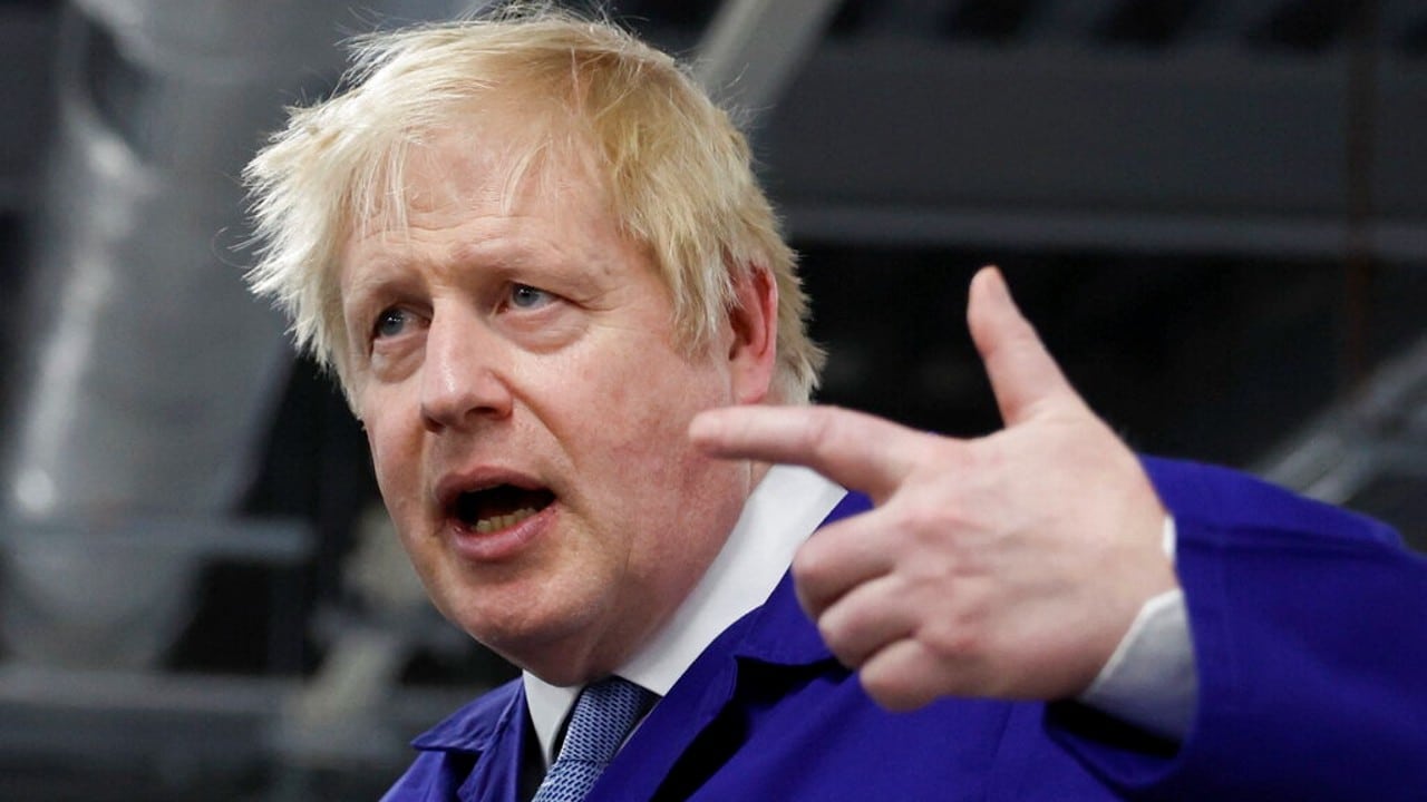 Boris Johnson destaca el "inspirador sentido del deber" demostrado por Isabel II.