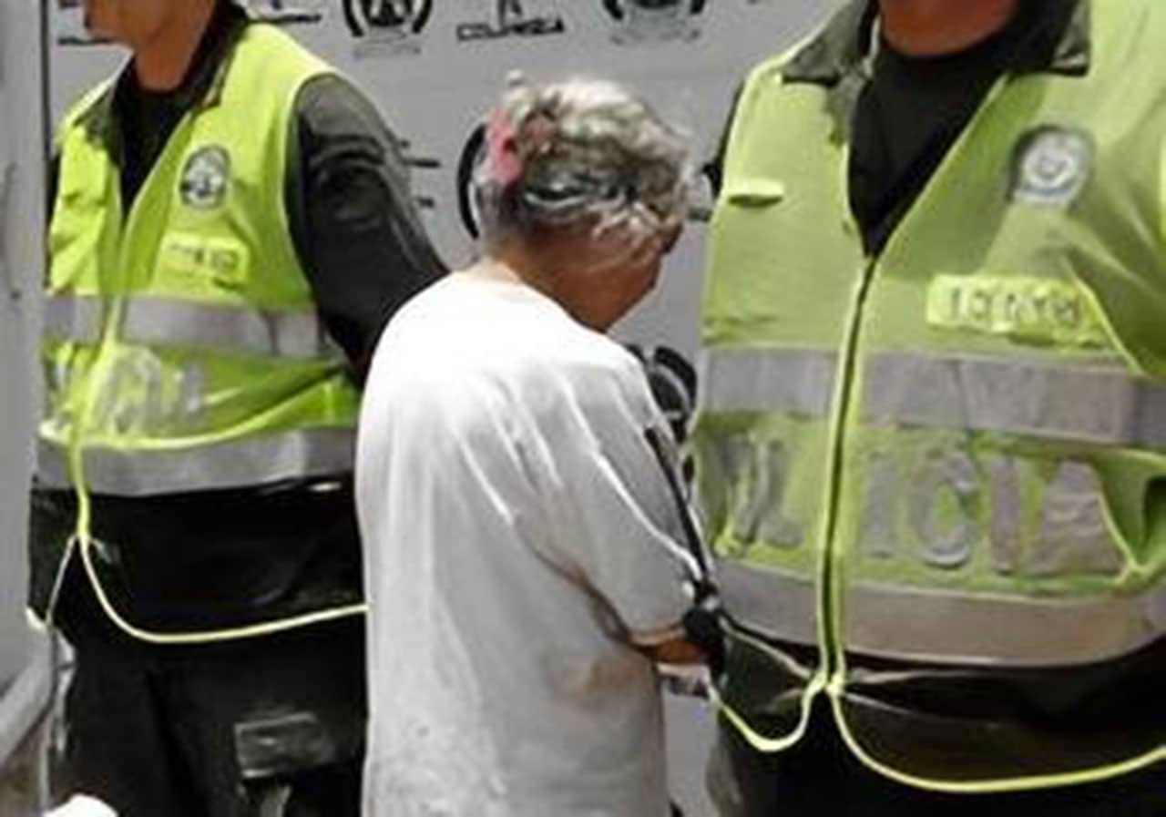 Detención de mujer de la tercera edad por robar arroz