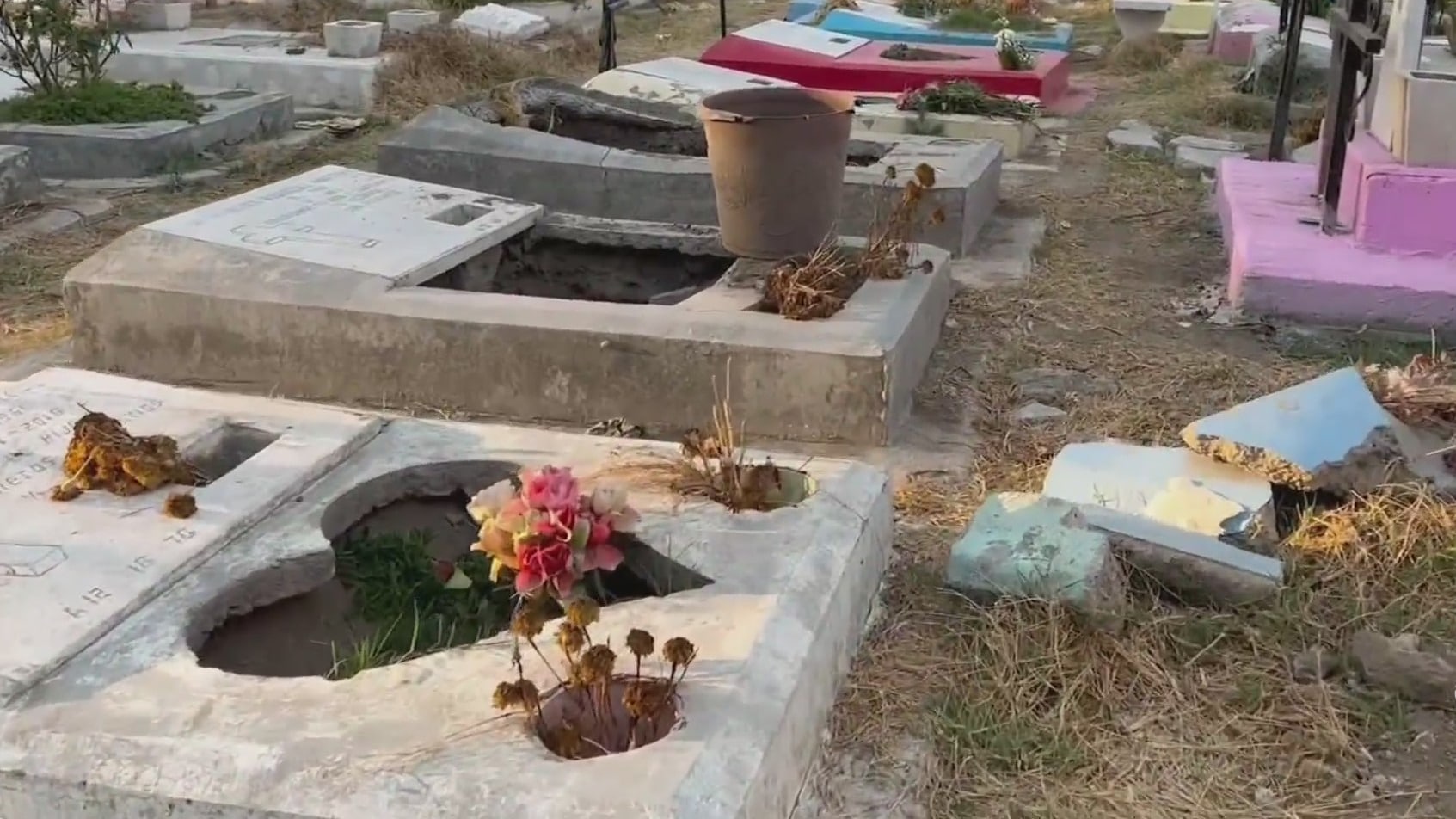 gobierno de la cdmx presenta nuevo reglamento para cementerios