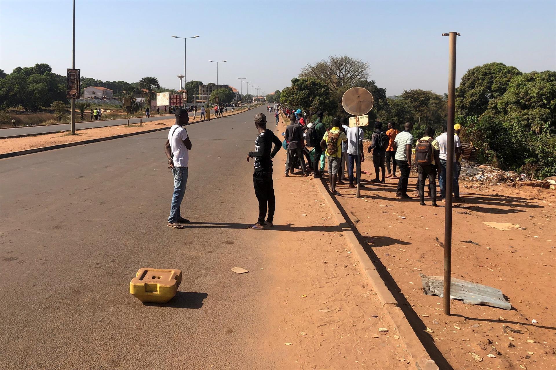 Se escucharon varios disparos cerca del palacio de gobierno de Guinea-Bissau, el 1 de febrero, y el Ejército estableció un perímetro de seguridad alrededor del área y no permite el paso de civiles (EFE)