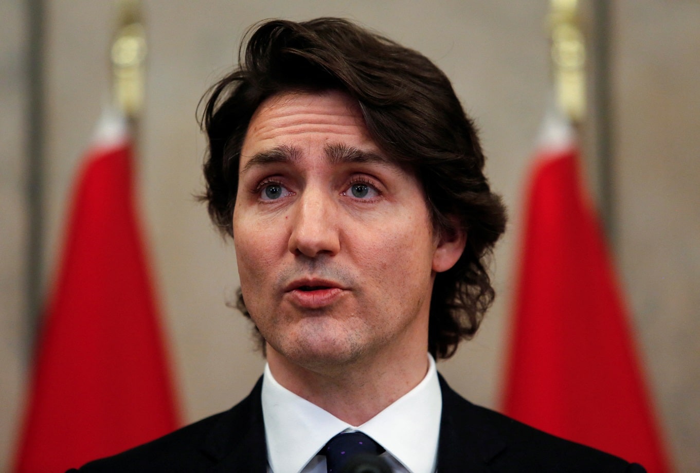 Trudeau invoca poderes de emergencia para controlar protesta
