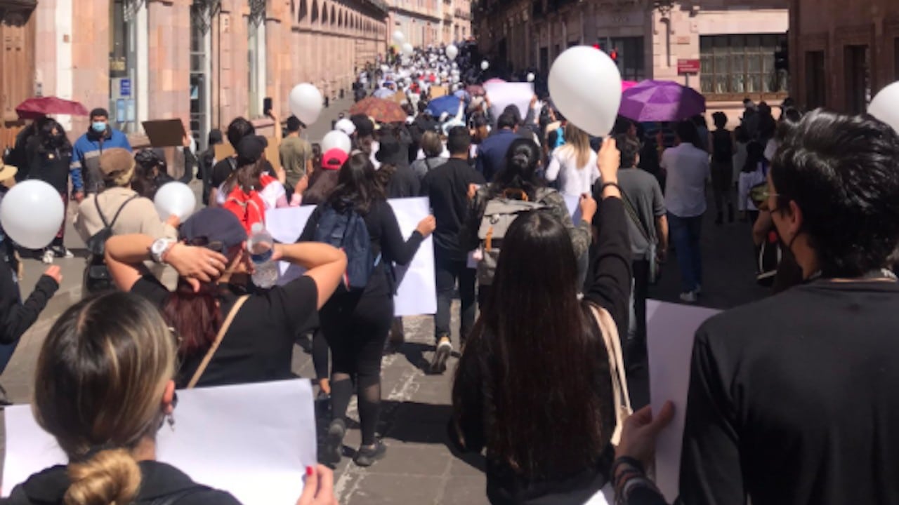 Marcha en Zacatecas (Twitter: @daisalmonLa )