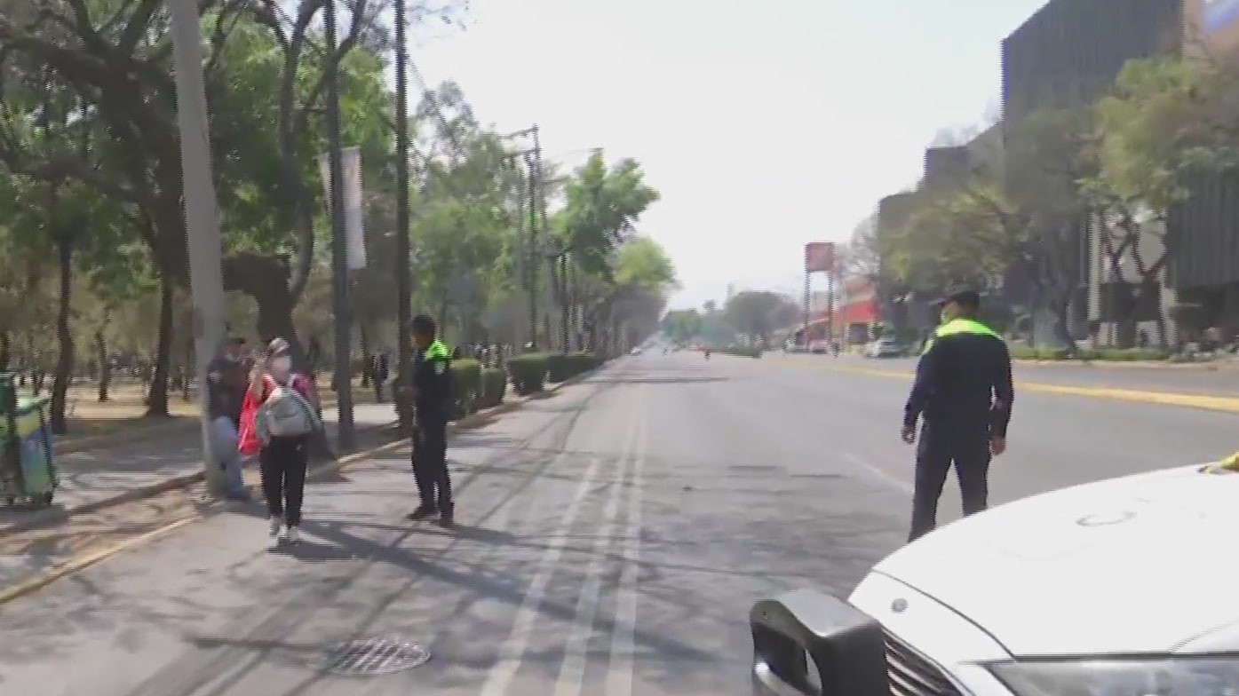 manifestantes bloquean vialidad en canal de miramontes cdmx
