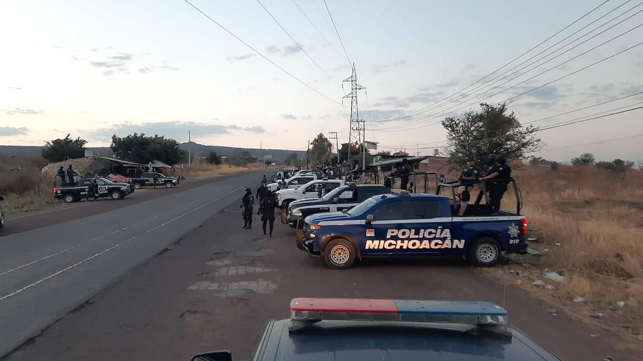 Al menos 17 personas fueron asesinadas afuera de un velatorio en Michoacán