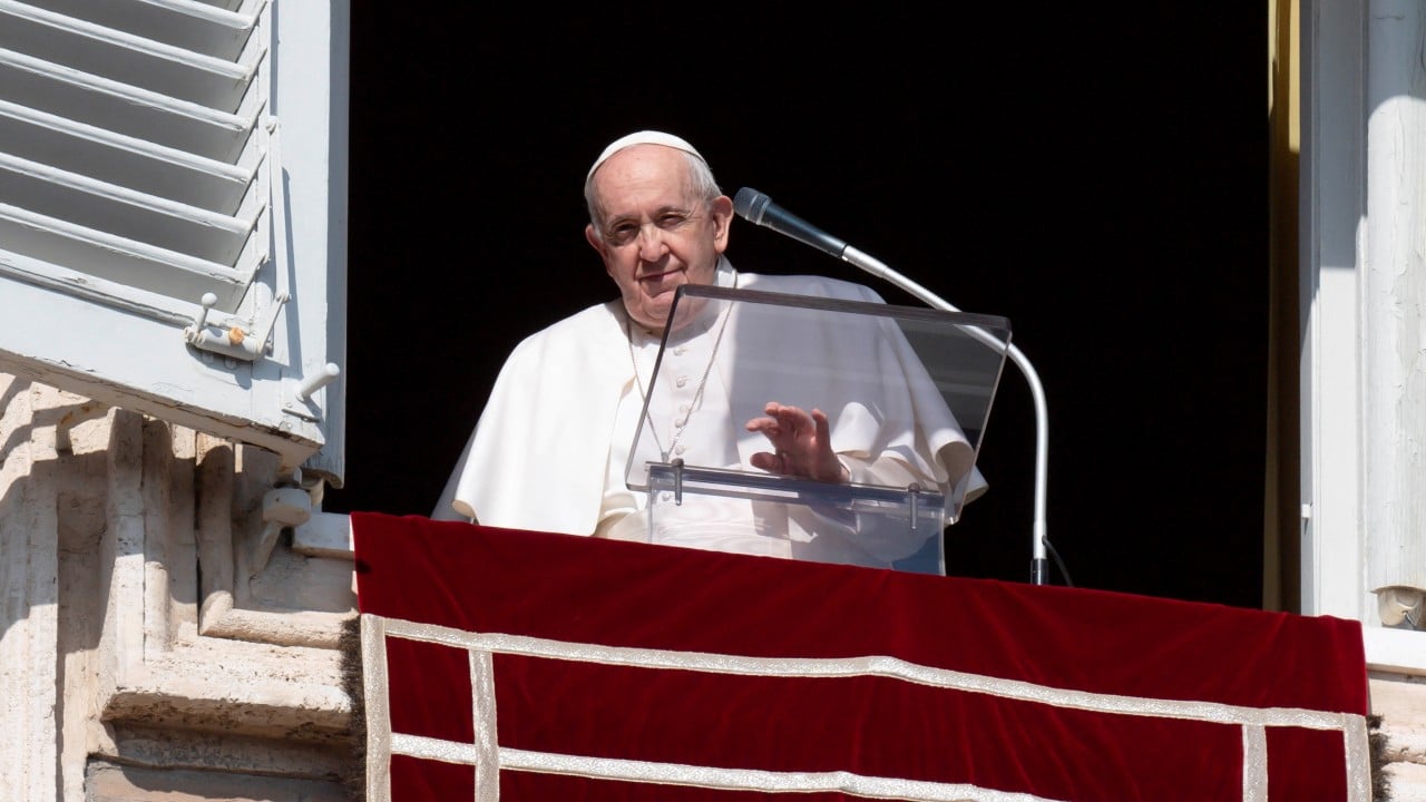 Papa Francisco condena mutilación femenina y la trata de mujeres por ir en contra de la dignidad