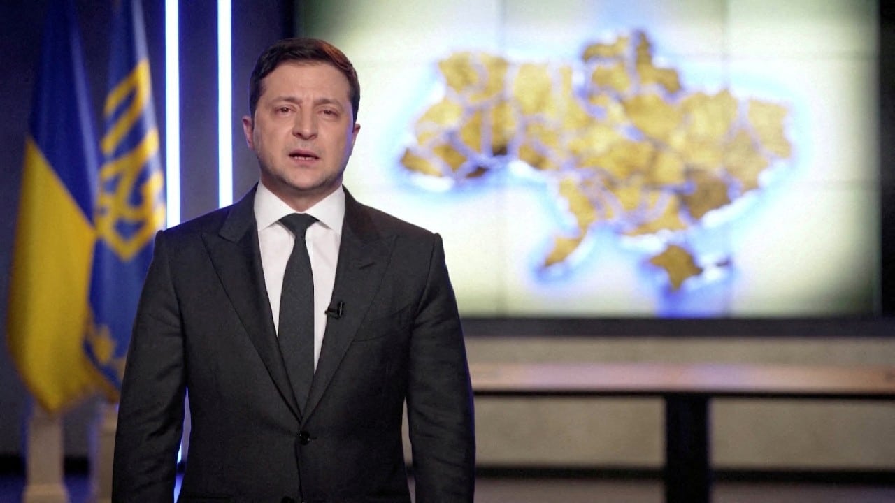 Presidente de Ucrania declara ley marcial, suenan las alarmas en Kiev