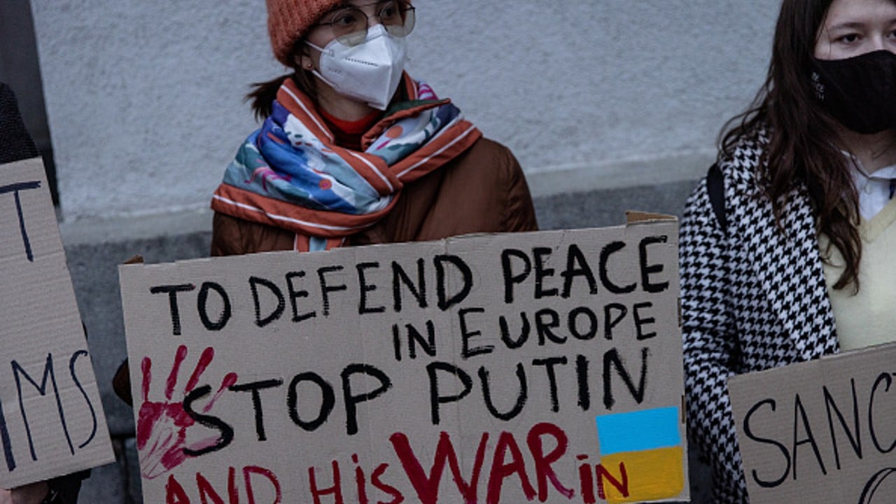 Protestan en Ucrania contra invasión rusa. Fuente: Getty Images