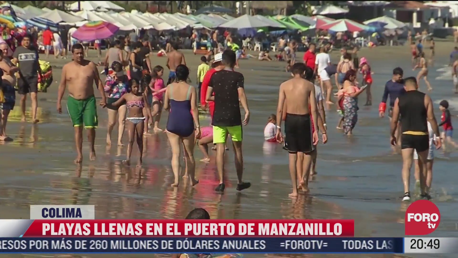 turistas abarrotan playas en manzanillo colima
