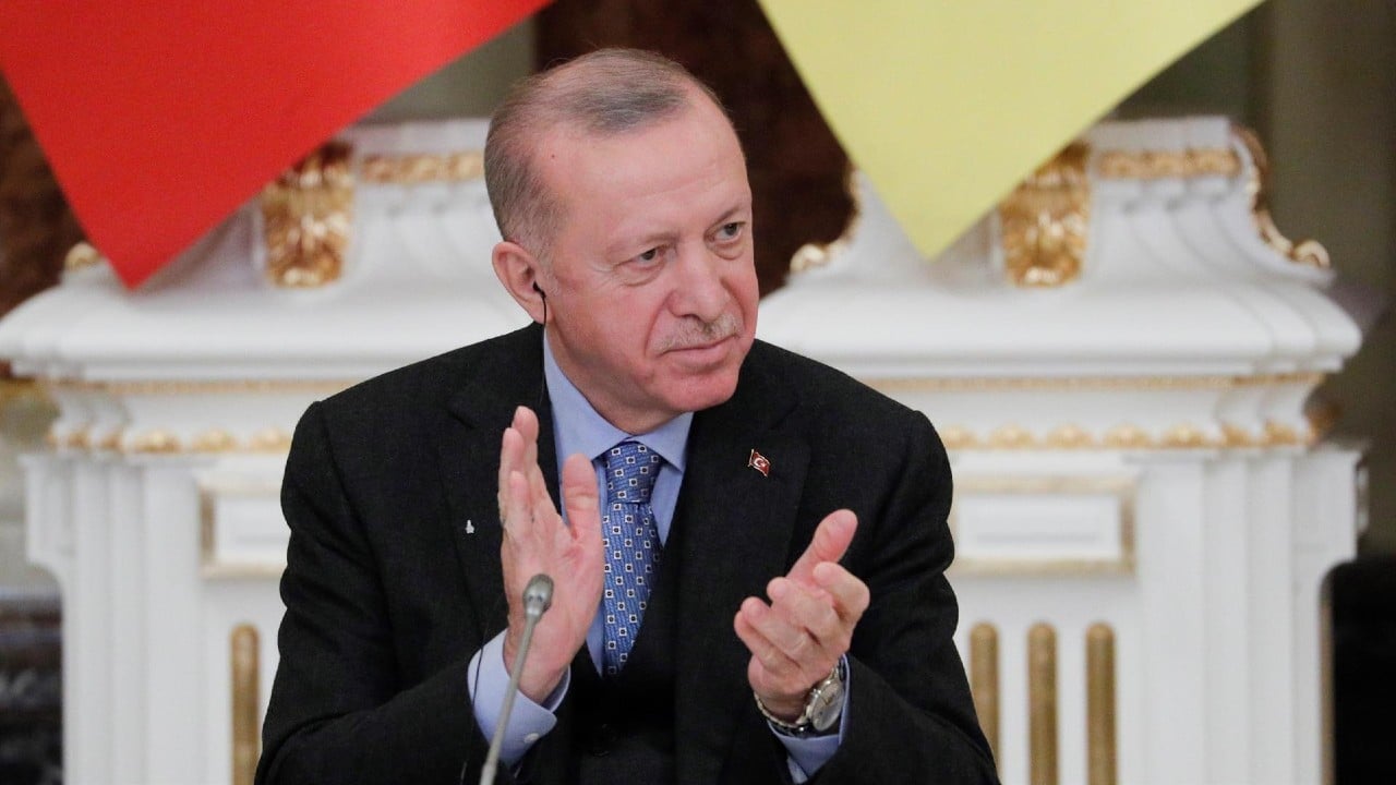Presidente de Turquía, Recep Tayyip, da positivo a covid-19