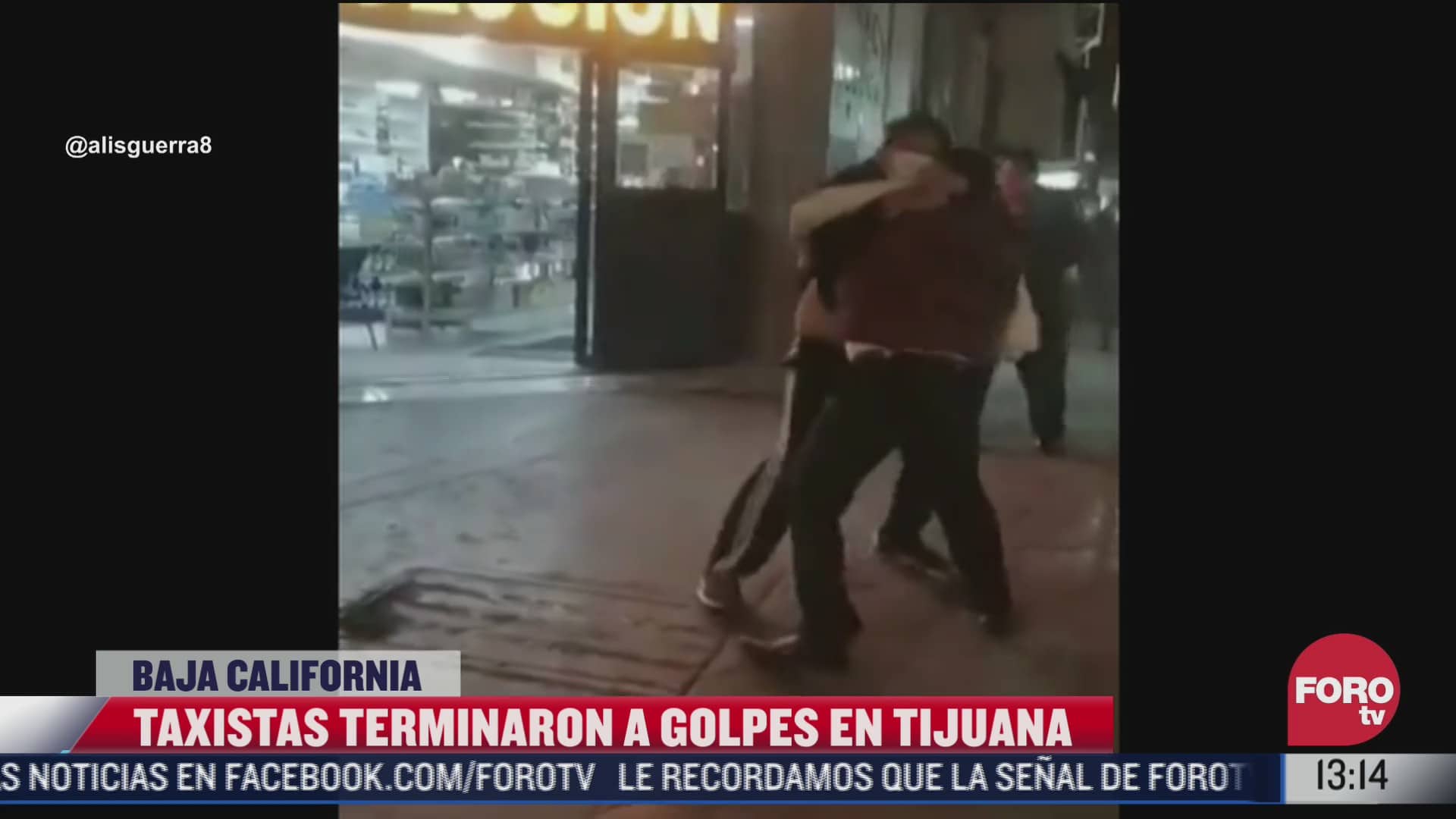 video taxistas se agarran a golpes por el pasaje en tijuana baja california