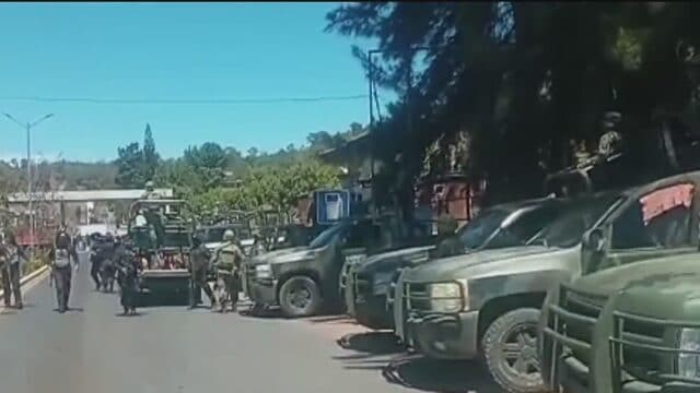 al menos 32 detenidos y 5 muertos por enfrentamientos en michoacan
