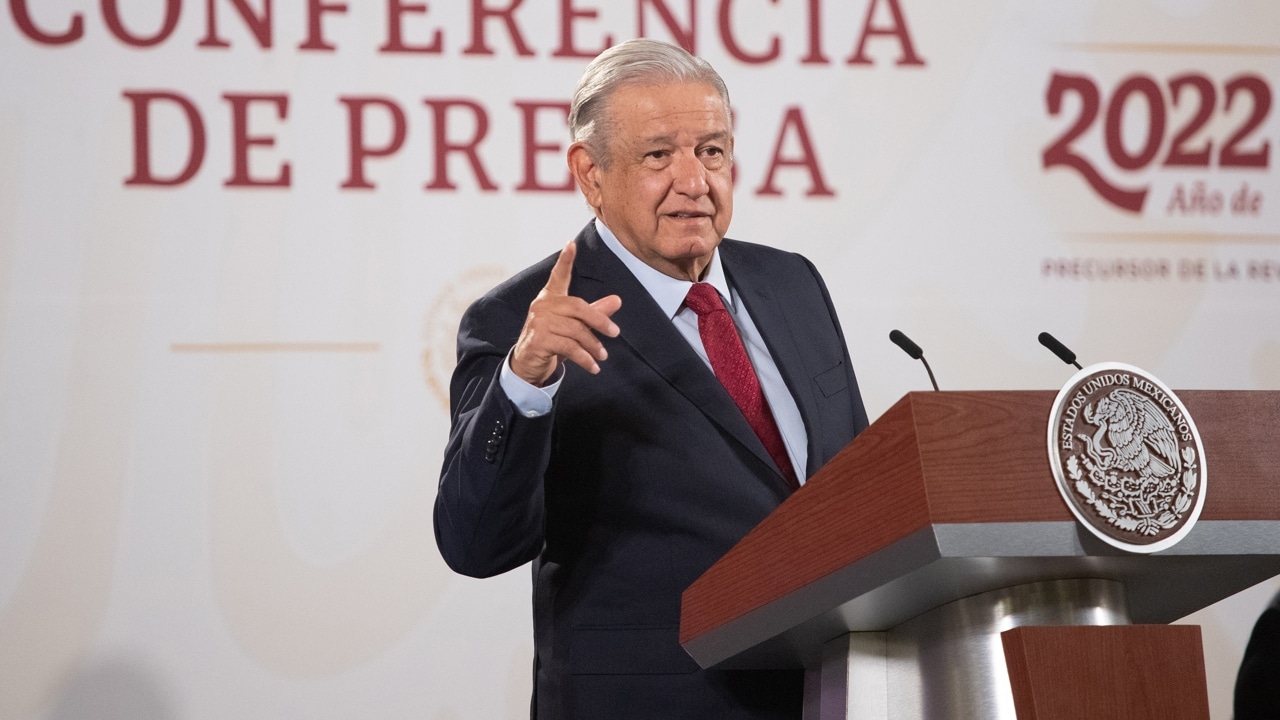 Andrés Manuel López Obrador, presidente de México, ofrece su conferencia mañanera en Palacio Nacional