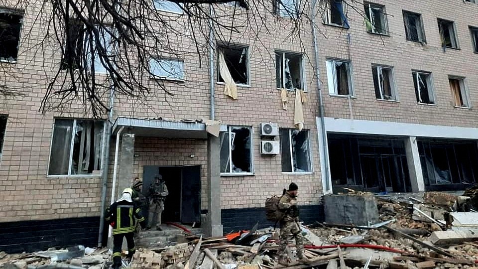 ataques rusos dejan panorama devastador en ciudades de ucrania