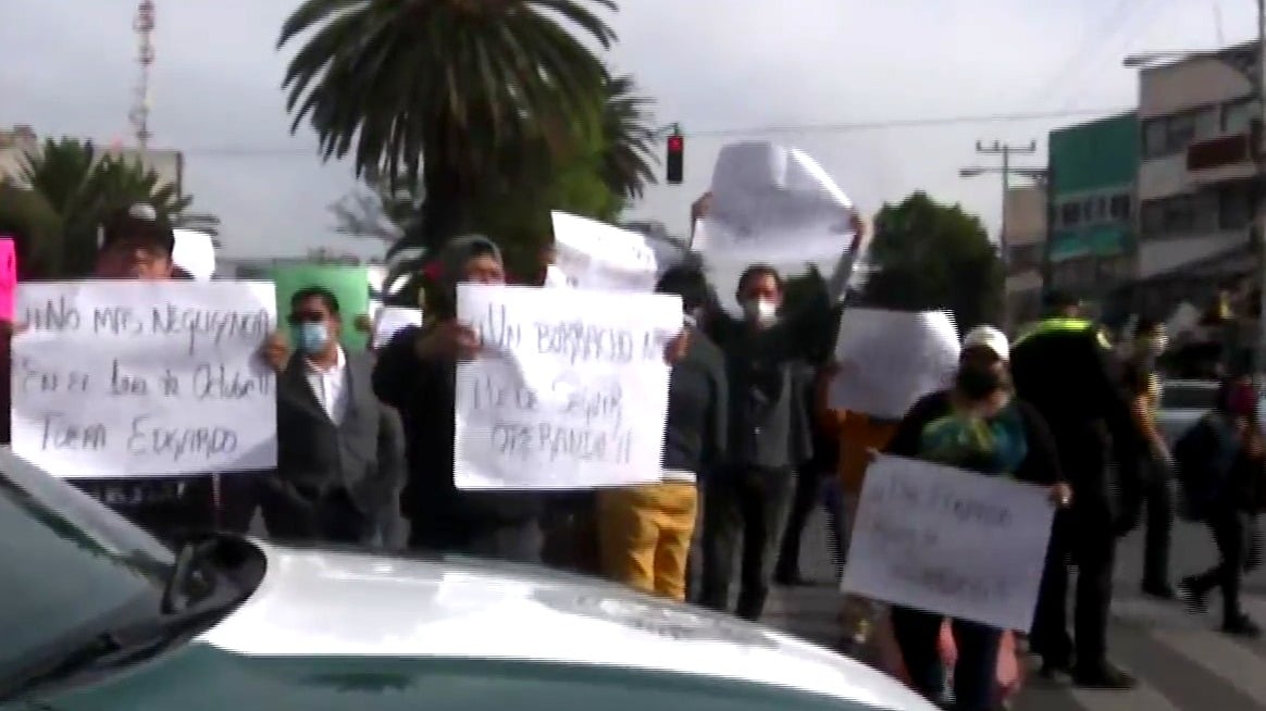 bloquean avenida politecnico por presunta negligencia medica en muerte de joven