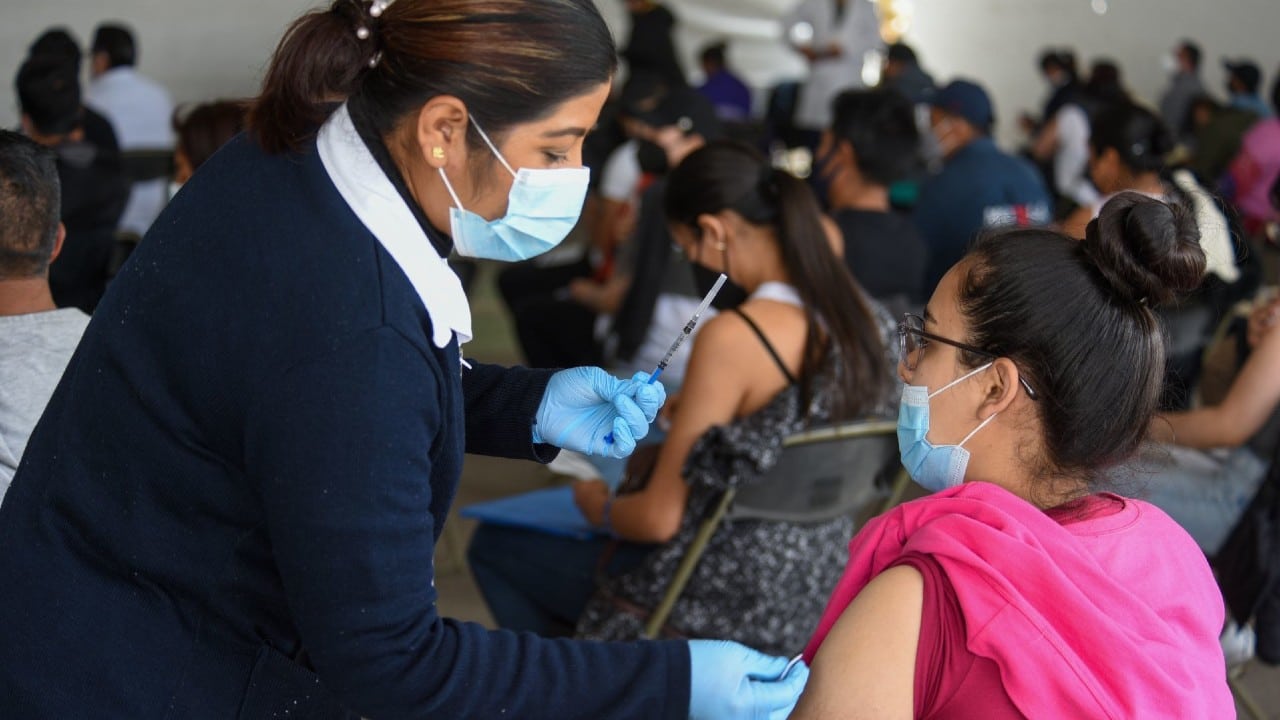 México reporta 84 muertes y 2 mil 758 contagios por COVID-19