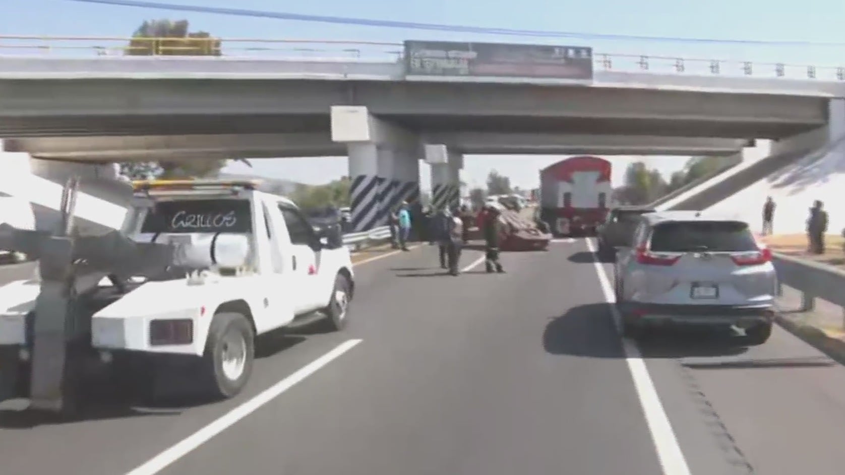 dos accidentes en la autopista mexico tulancingo dejan tres lesionados