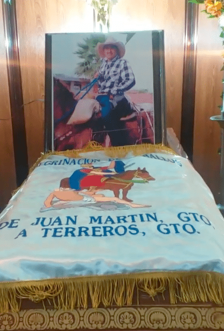 Familiares de 'Los Chuparrecio' velan sus restos tras ser asesinados en Celaya; exigen justicia