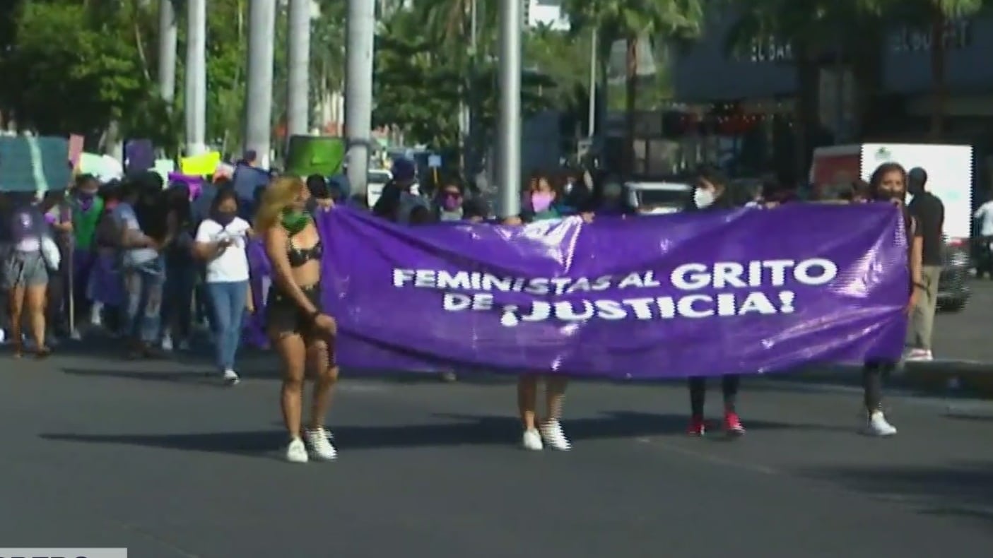 feministas protestan de forma pacifica en acapulco