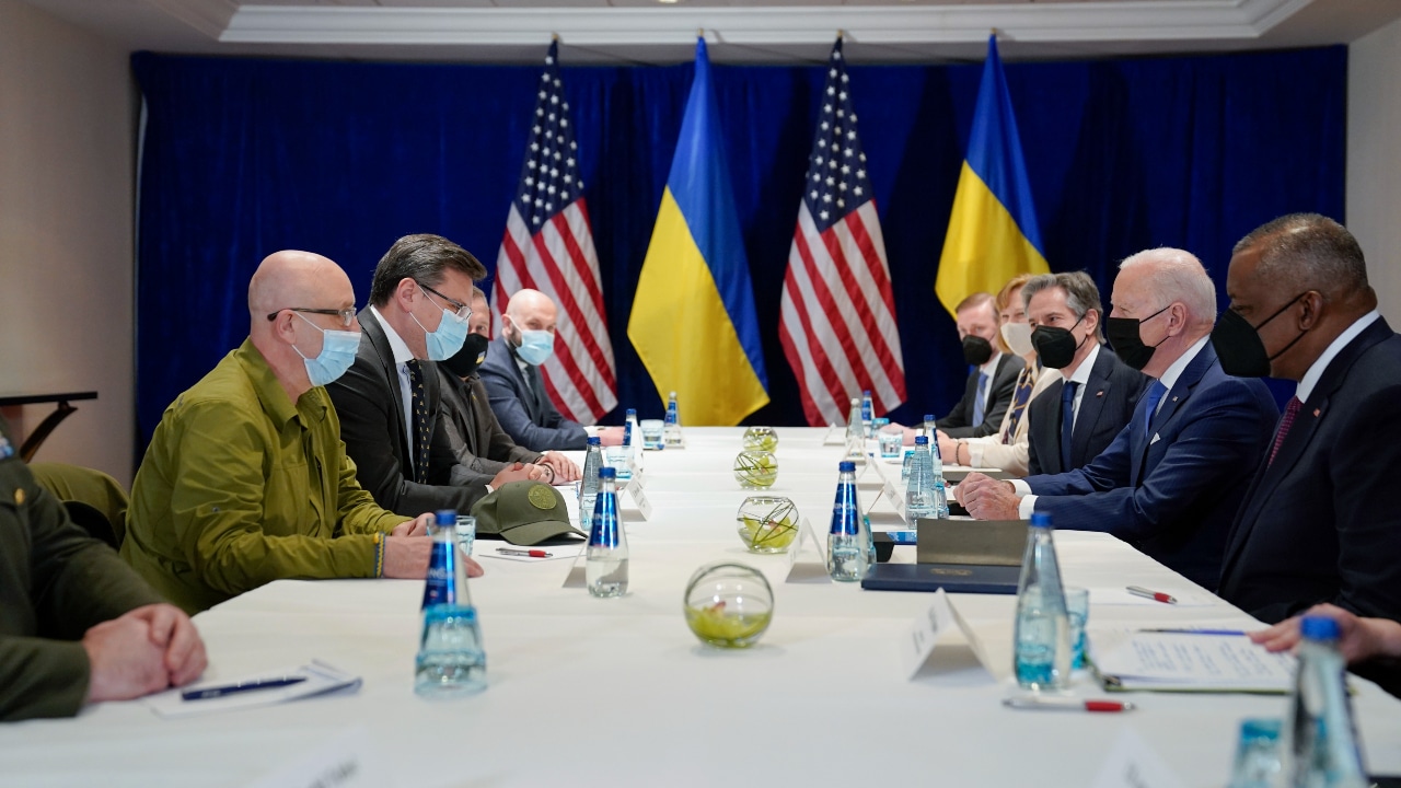 El presidente de Estados Unidos, Joe Biden, se reunió en Polonia con los ministros de Exteriores y de Defensa de Ucrania.