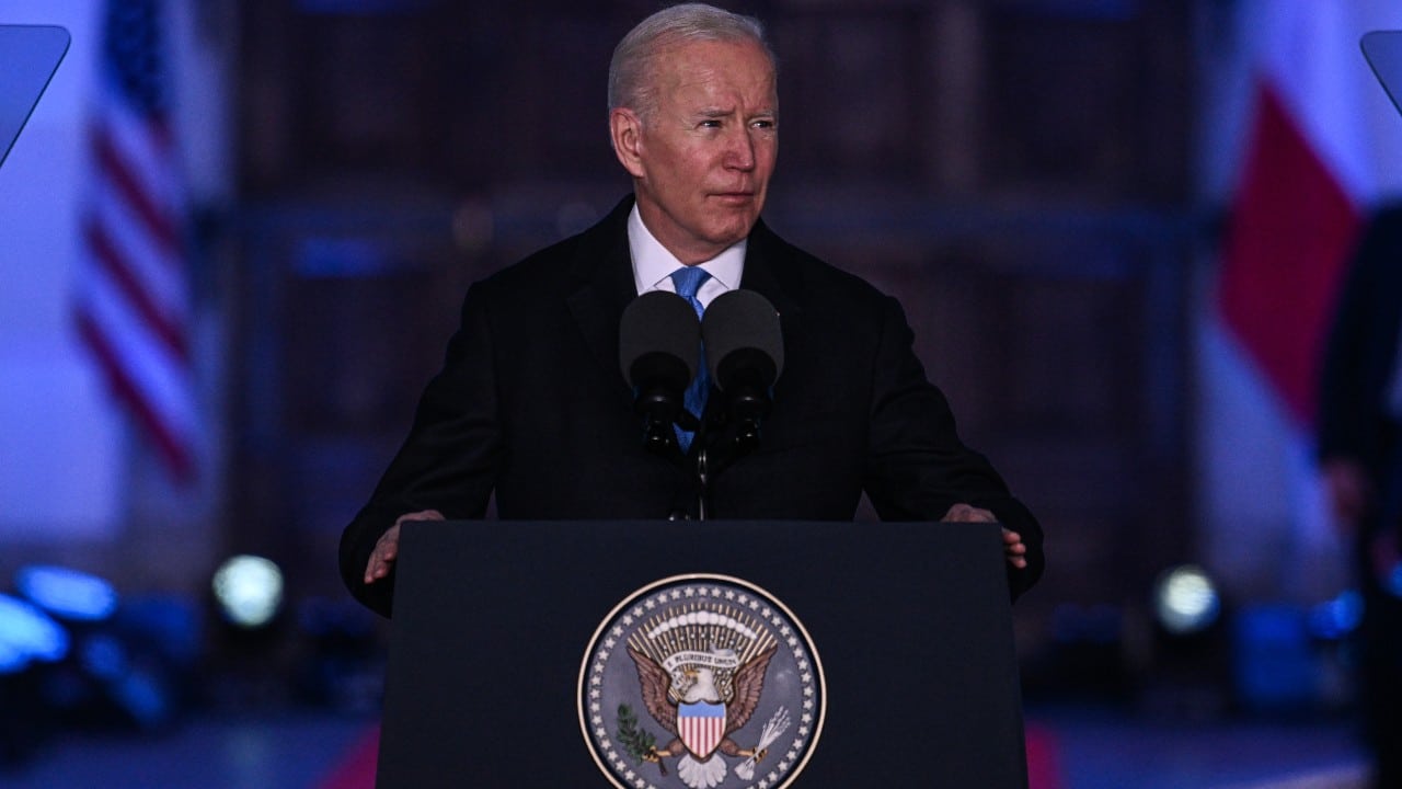 Biden presenta propuesta de cobro de impuestos para los ricos y más gastos en defensa