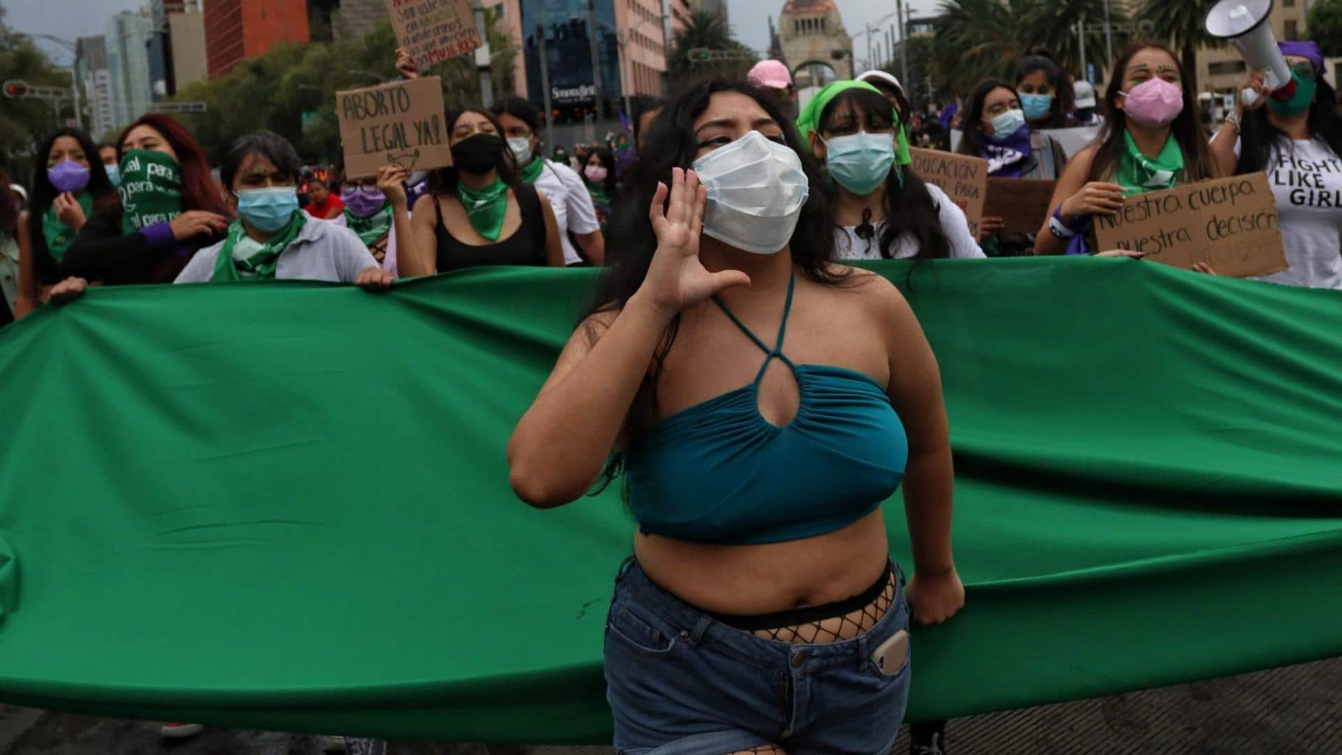 la marcha del 8 de marzo y el desabasto de medicinas en mexico