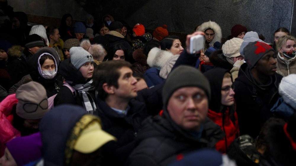 lalo salazar reporta que nevadas dificultan paso de desplazados ucranianos a siret