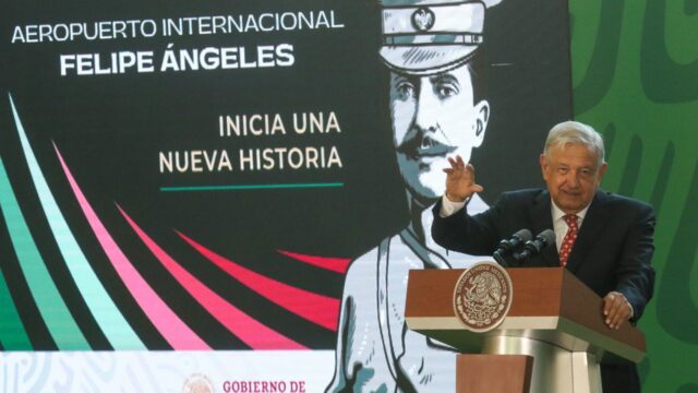 López Obrador habla de las obras para llegar al AIFA