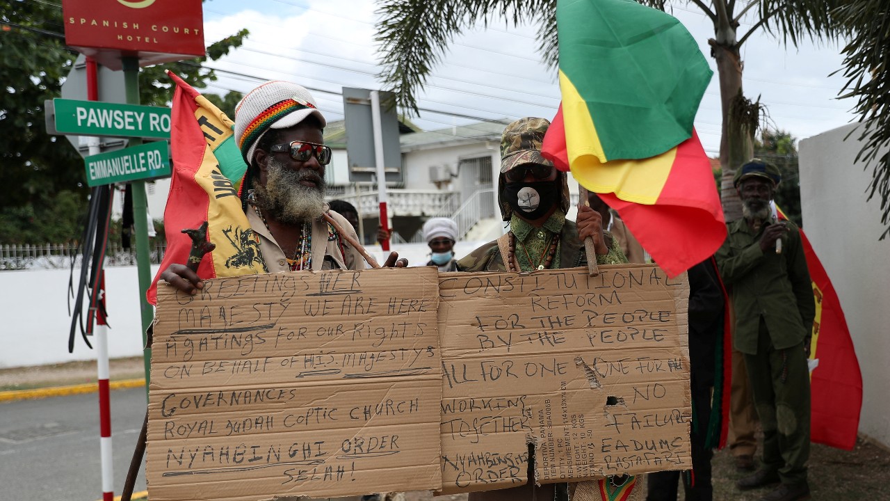 Se desatan manifestaciones en Jamaica tras visita oficial del Príncipe Guillermo y Catalina